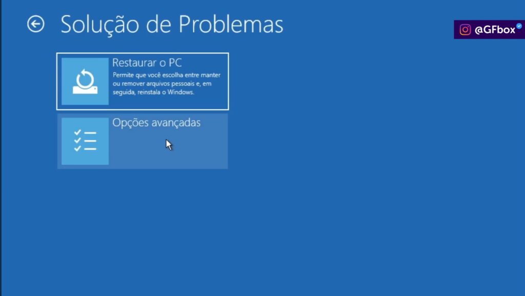 selecionando a opção "Opções Avançadas" para recuperarmos a senha do winodws