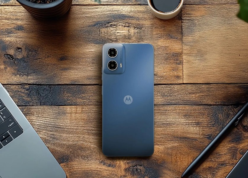 Moto G34 com um dos melhores celulares de até 1.000 reais